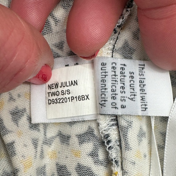 Diane von Furstenberg Julian DVF Short Sleeve Wrap Dress - Daisy Floral - Size 6 - Picture 11 of 12